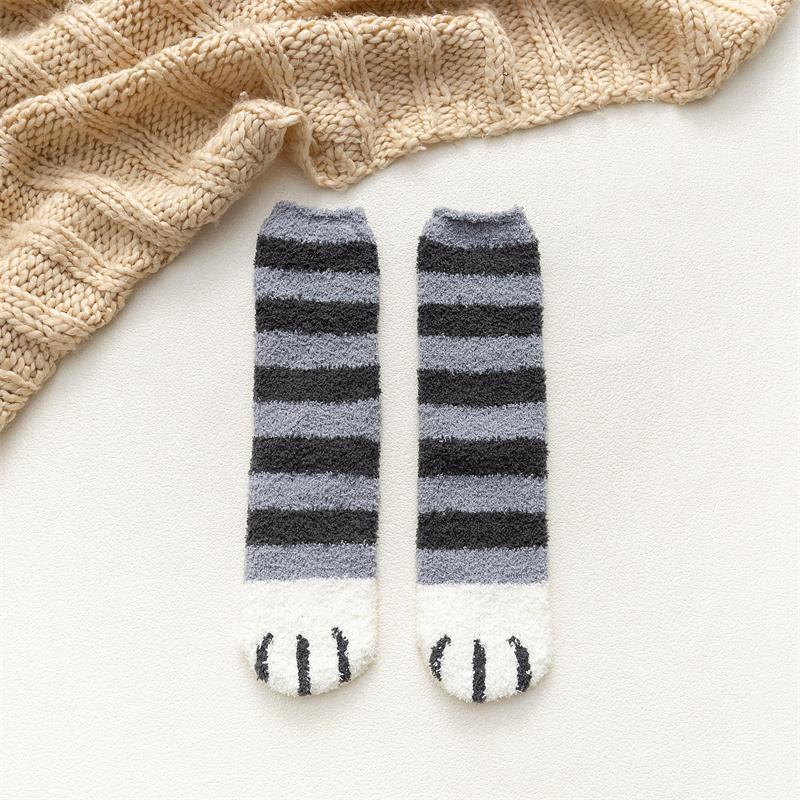 Women’s Furry Cat Paw Socks – Warm, Non-Slip Velvet and Coral Fleece for Autumn & Winter