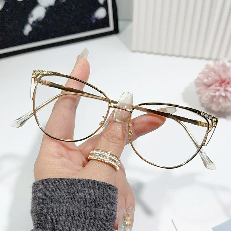 Automatic Photosensitive Color-Changing Glasses Can Be Equipped With Myopia Sunglasses, Women'S Anti-Blue Light And Anti-Ultraviolet Sunglasses