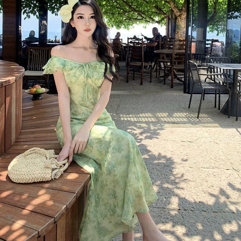 Seaside vacation green floral small flying sleeve dress gentle temperament unique beautiful waist beach dress