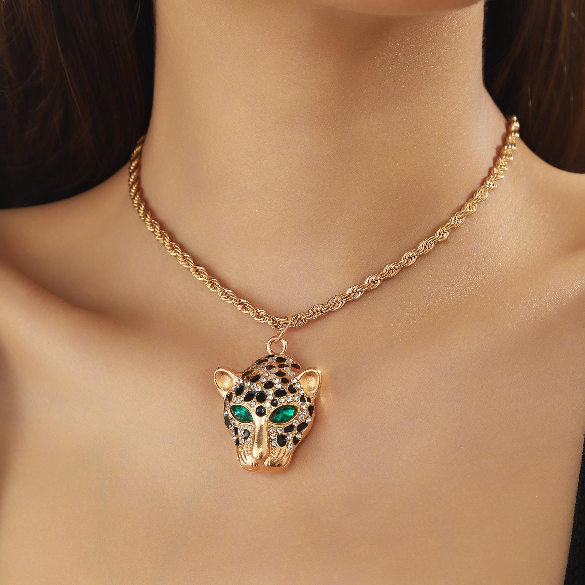 Creative Leopard Head Necklace