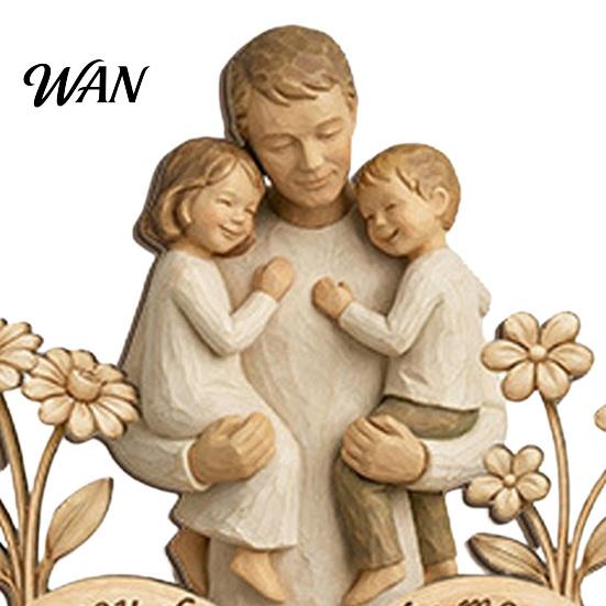 Bookshelf Decor Piece Wooden Ornament with Stable Base, Father Day Ornament, Decorative Resin Carved Sculpture Family Love for Desktop Home