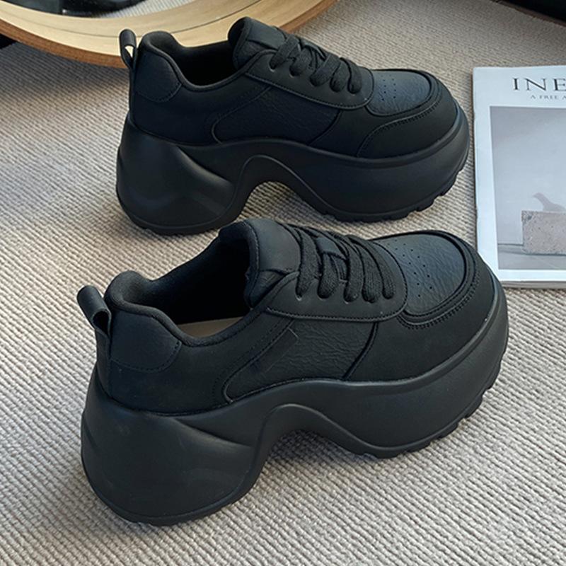 Small man platform dad shoes women's 2025 spring and autumn new inner height increase versatile niche fried street casual sports shoes