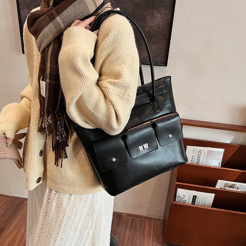 Retro Bag Women's Large-capacity Autumn and Winter New Versatile Shoulder Bag Casual Work Commuter Tote Bag