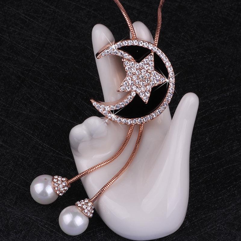 Fashion Sweater Chain, Star And Moon Fringed Pearl Pendant, Necklace, Long Fashion Women'S Clothing, Personalized Accessories