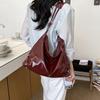 New Casual Commuter Shoulder Messenger Bag Simple Tote Bag High-End Oily Leather Large-Capacity Bag Women