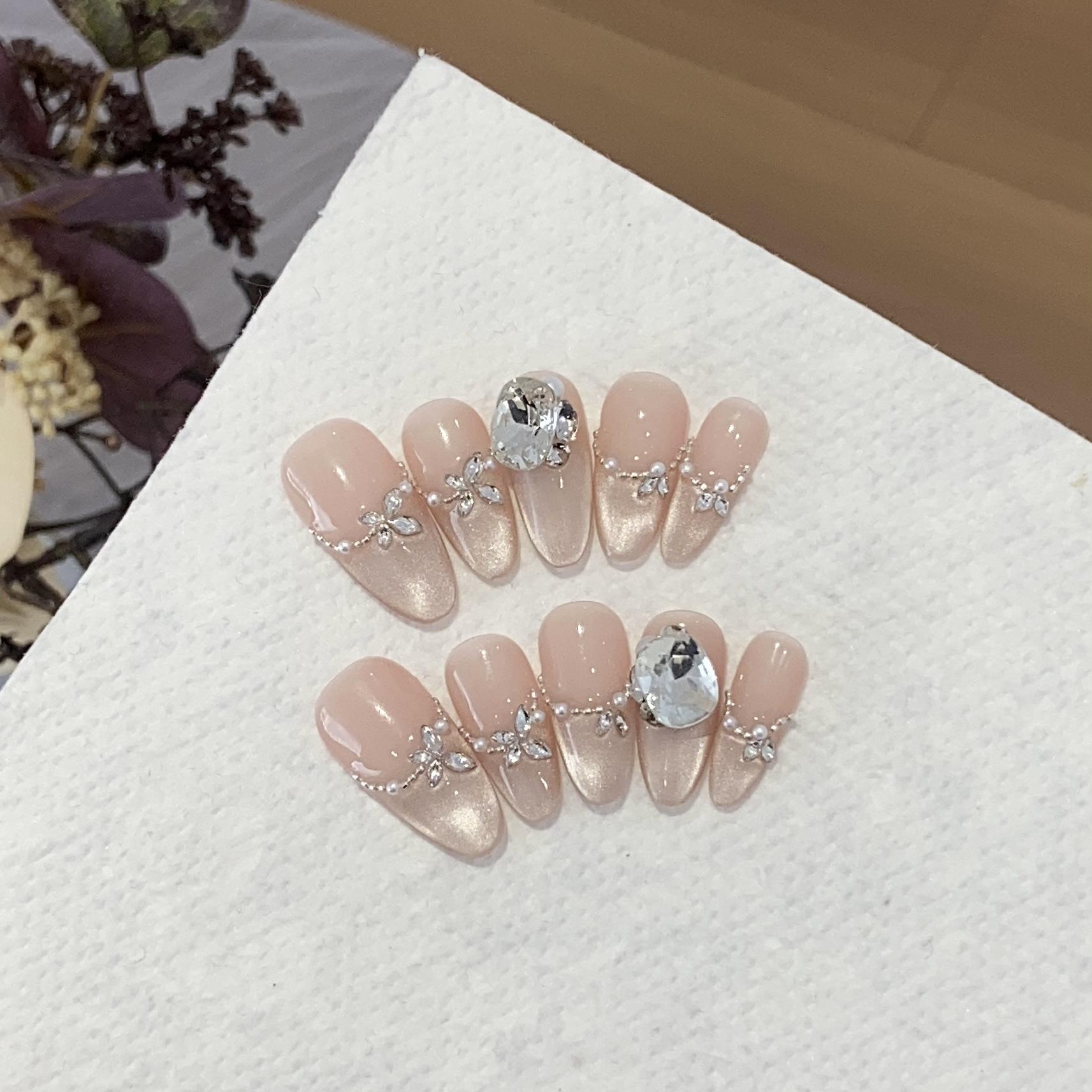 

Нюдовый жемчуг Сплавная цепочка Битый бриллиант Маленький цветок Куча Квадратный бриллиант Белая роса Съемная Носимая броня L