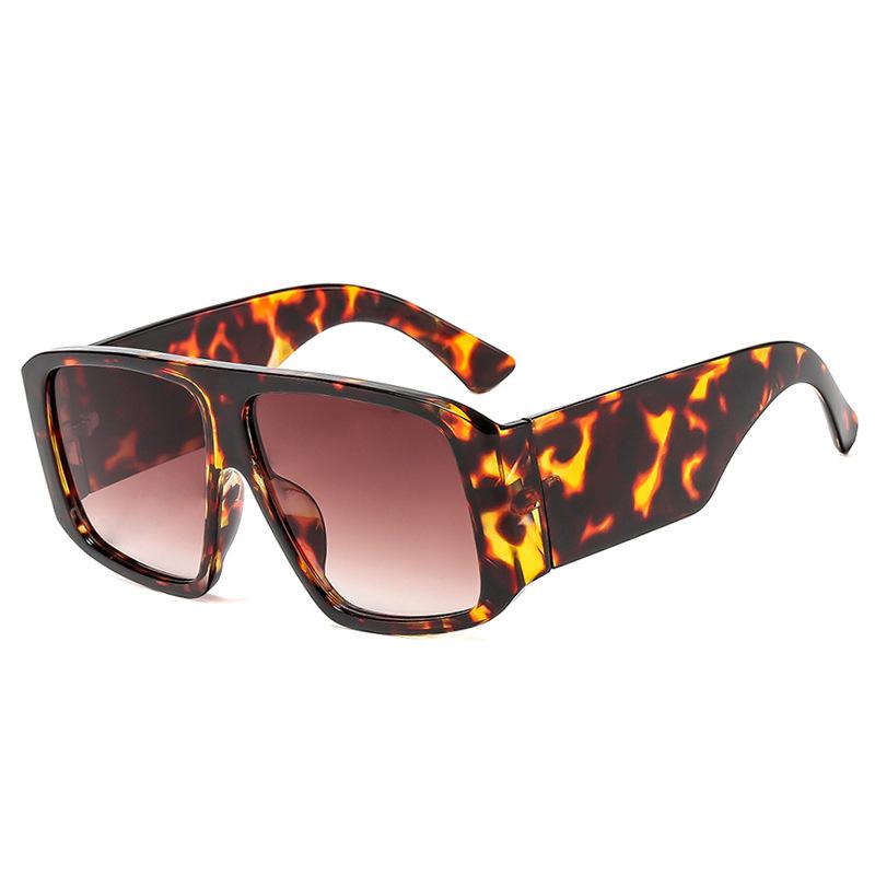 New Fashion Square Sunglasses Women Clear Gradient Shades UV400 Retro Men Wide Legs Trending Punk Sun Glasses