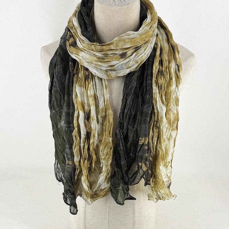 Women's Scarf Dyed and Pleated Scarf Neck Protection Warm and Windproof Versatile Accessory Scarf