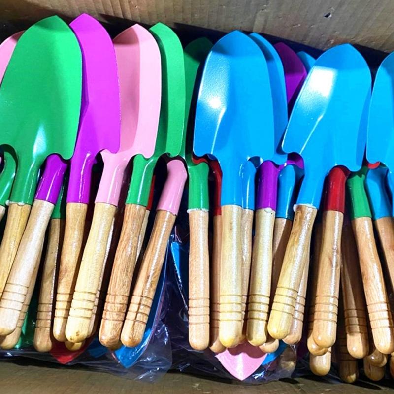 10 stuks Mini Tuinschep Kleurrijke Metalen Tuingereedschap met Houten Handvat Strand Schepje voor Planten Losmaken Graven