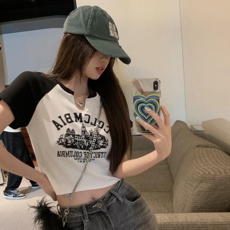 Sommer 2024 Süßes & Würziges Retro V-Ausschnitt T-Shirt für Damen