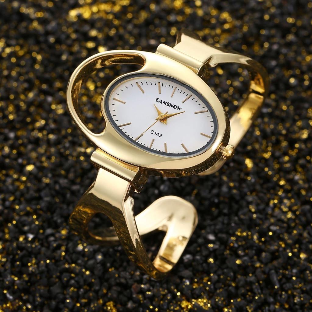 Luxury Fashion Watch For Women Steel Band Light Bracelet Version Creative Oval shaped watch Student Quartz Wristwatches Clock Gift