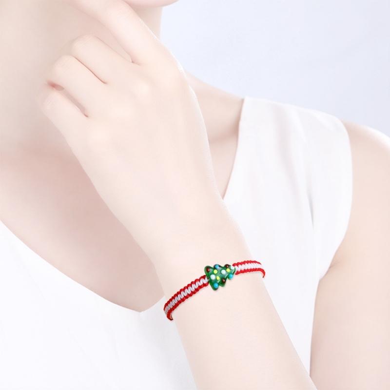 Weihnachtliches Seilarmband für Damen, Weihnachtsbaum-Anhänger, Armband zum Schutz und für Glück, schlichtes geflochtenes Armband