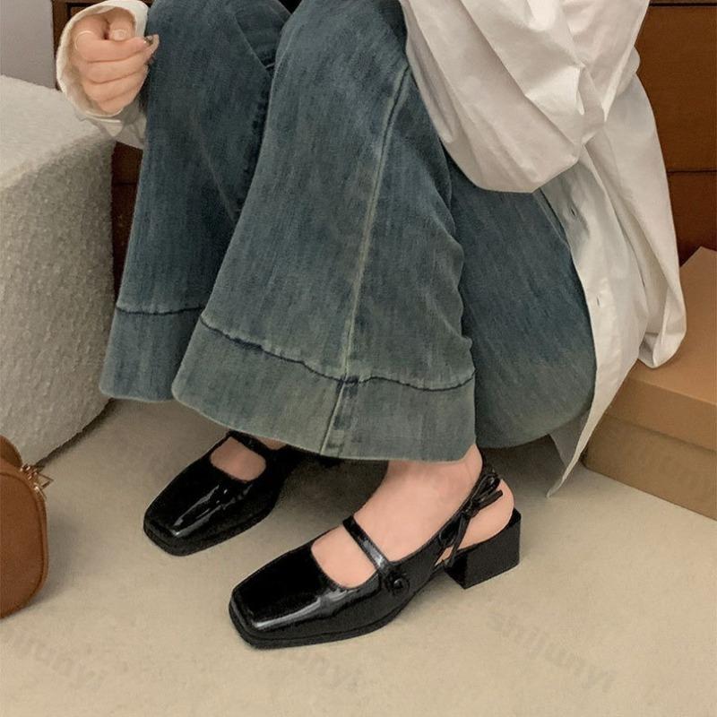 Fashion Elegant Bow Design Square Head Shallow Mouth Casual Sandals for Women 2025 Summer Back Strap Comfortable Coarse Heel Cool Pumps