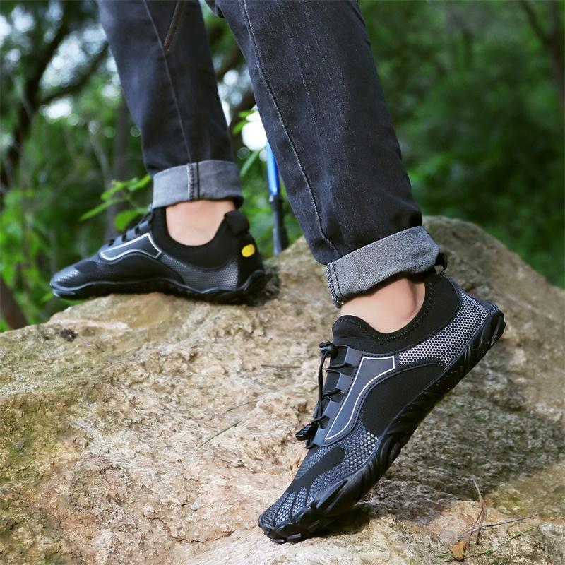 Plush Warm Hiking Shoes Outdoor Climbing Shoes Comfy Winter Non-Slip Sneakers for Trekking Camping Walking Cotton Shoes