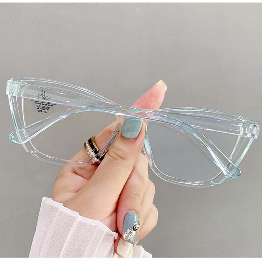 Модные очки с оправой — фото 12