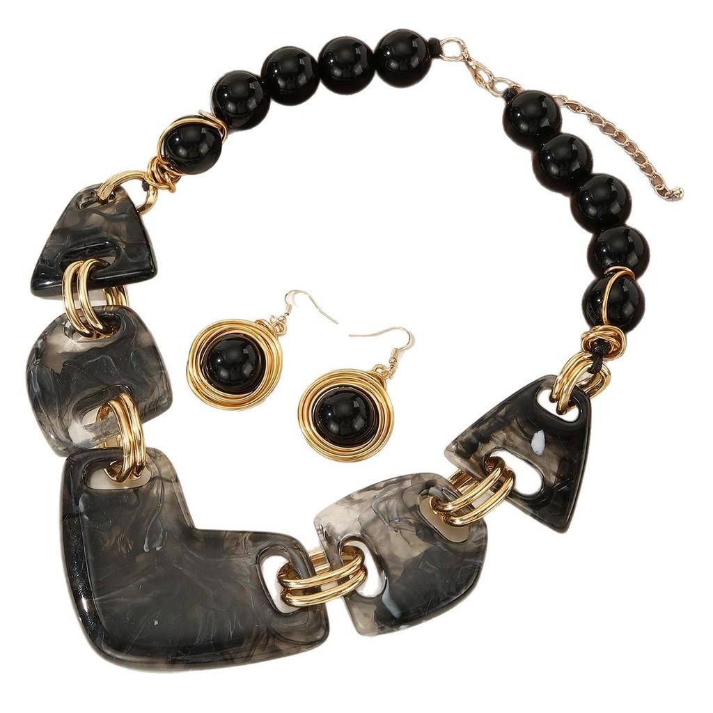 Artistic Resin Jewelry Set With Irregular Shapes And Floral Patterns For Summer