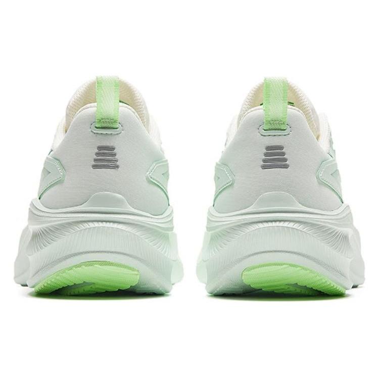 (WMNS) ANTA Running Series Sneakers 'Green Leaf' Women's 122425535-1