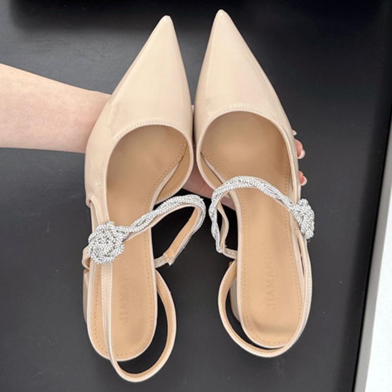 Fashion Luxury Rhinestone Flower Women Sandals High Quality Pointed Toe Patent Leather Square Heel Designer Shoes Fashion Women Shoes