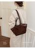 2026 Women's Retro Suede Tote: Large Capacity, Versatile Single Shoulder Bag for Autumn/Winter Commuting