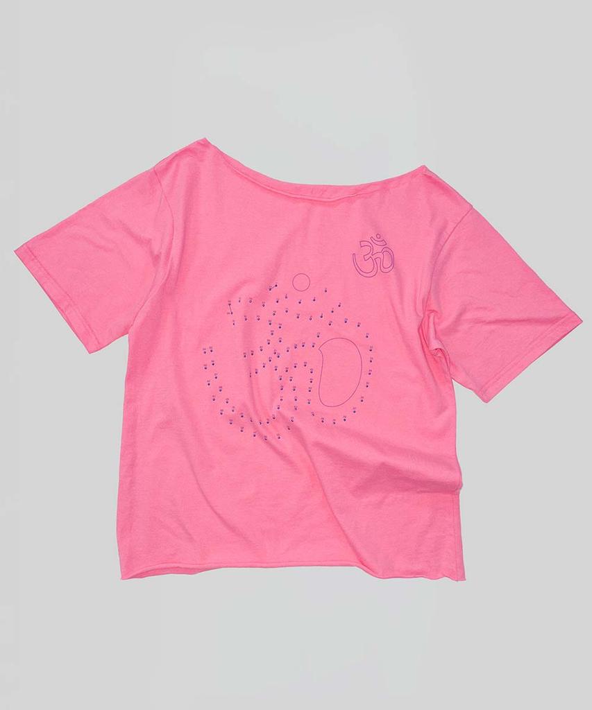 SCULPTOR Point To Om Tee Pink