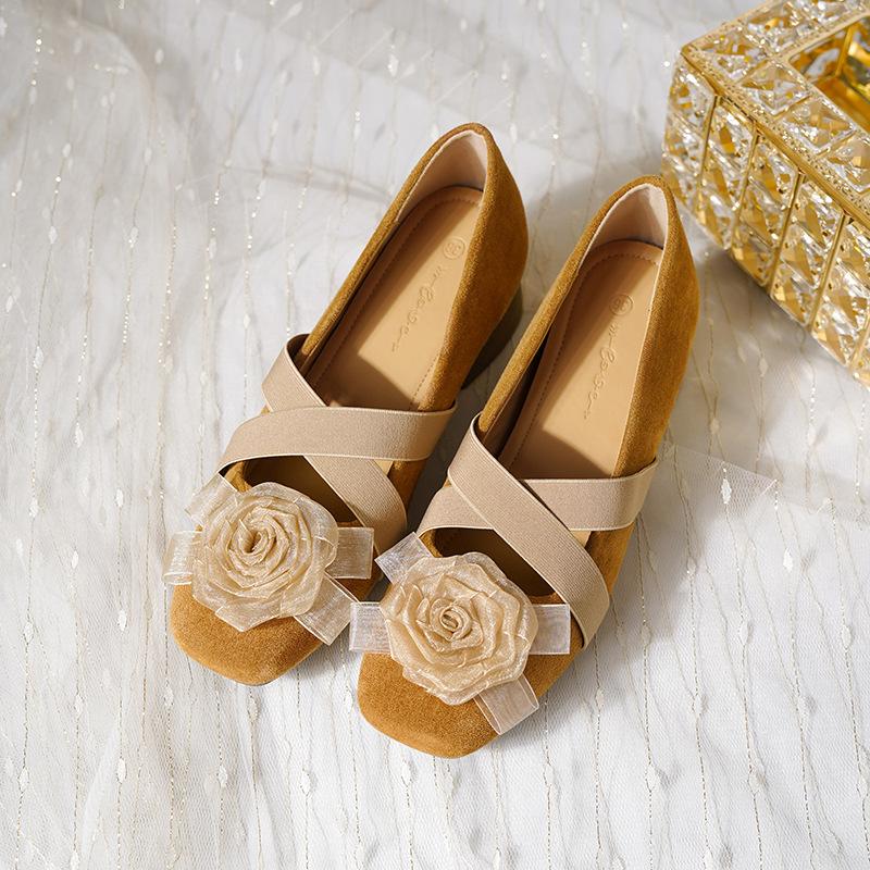 

Цветок толстый каблук одинарные туфли женская мода мягкая кожа Мэри Джейн одинарные туфли квадратный носок женские одинарные туфли 40 верблюд