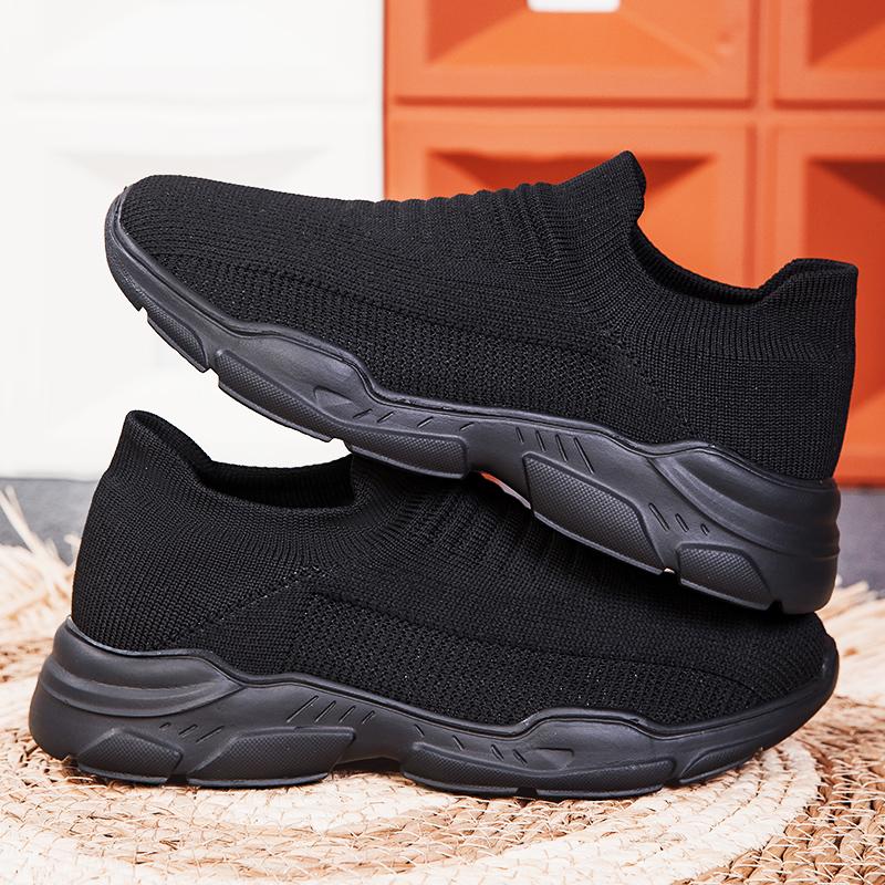 Women's Solid Color Breathable Sports Shoes Soft Soled Lightweight Sliding in Walking Shoes Low Cut Knitted Casual Shoes  Model