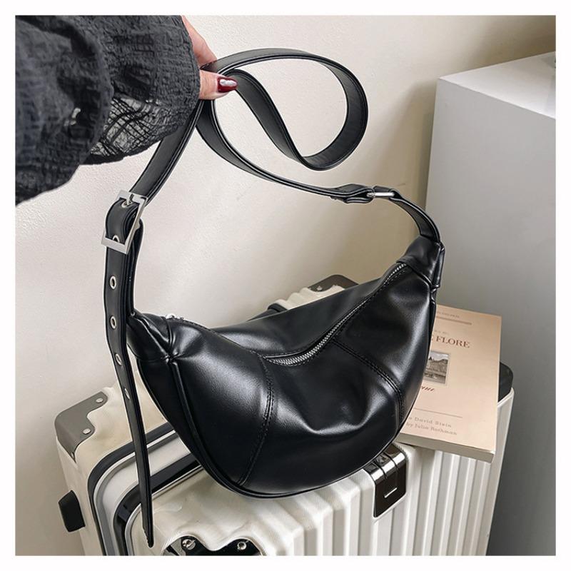 Premium texture bag women's large-capacity new casual shoulder messenger bag niche design commuter dumpling bag