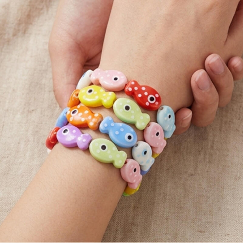 Creative Color Dopamine Ceramic Beaded Small Fish Bracelets for Women Men Summer Versatile Elastic String Bracelets Jewelry Gift