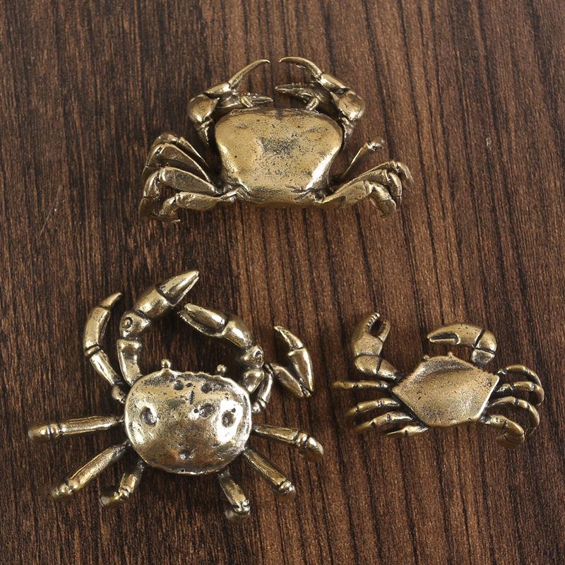 Solid Brass Crab Ornament: Retro Fortune Tea Pet for Home or Office Decor