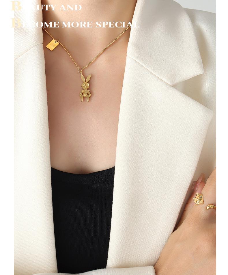 European Punk Stylish Rabbit Pendant Chain Necklace for Women