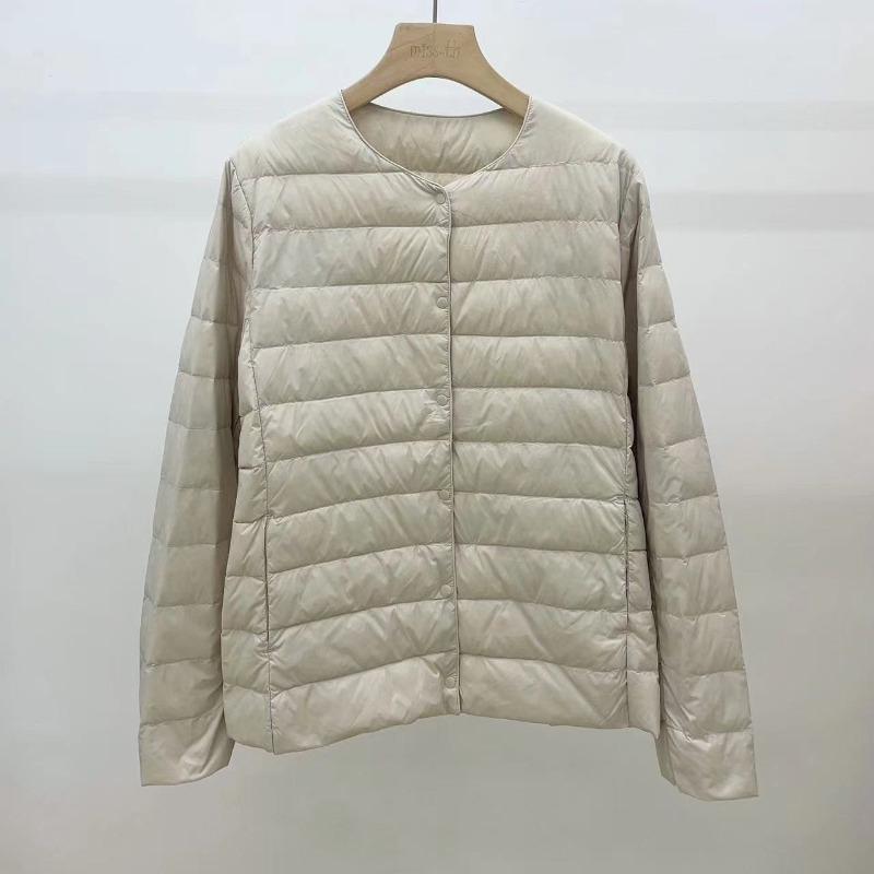 Winter new solid color light long-sleeved crew neck down jacket