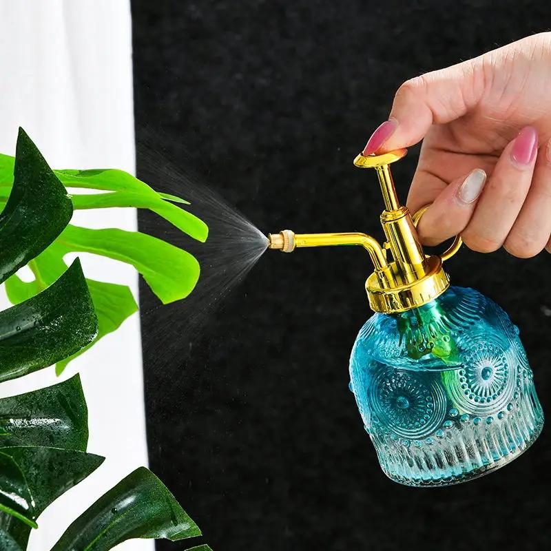 Gießkanne aus Glas im europäischen Stil, farbenfrohe Prägung, Haushaltsgießkanne, Gießkanne, Sukkulenten, Gartenarbeit, Dekoration