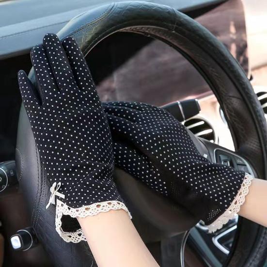 1 Pair Sun Protection Gloves Extra Soft Breathable Non-slip Design Sweat-absorption Elastic UV