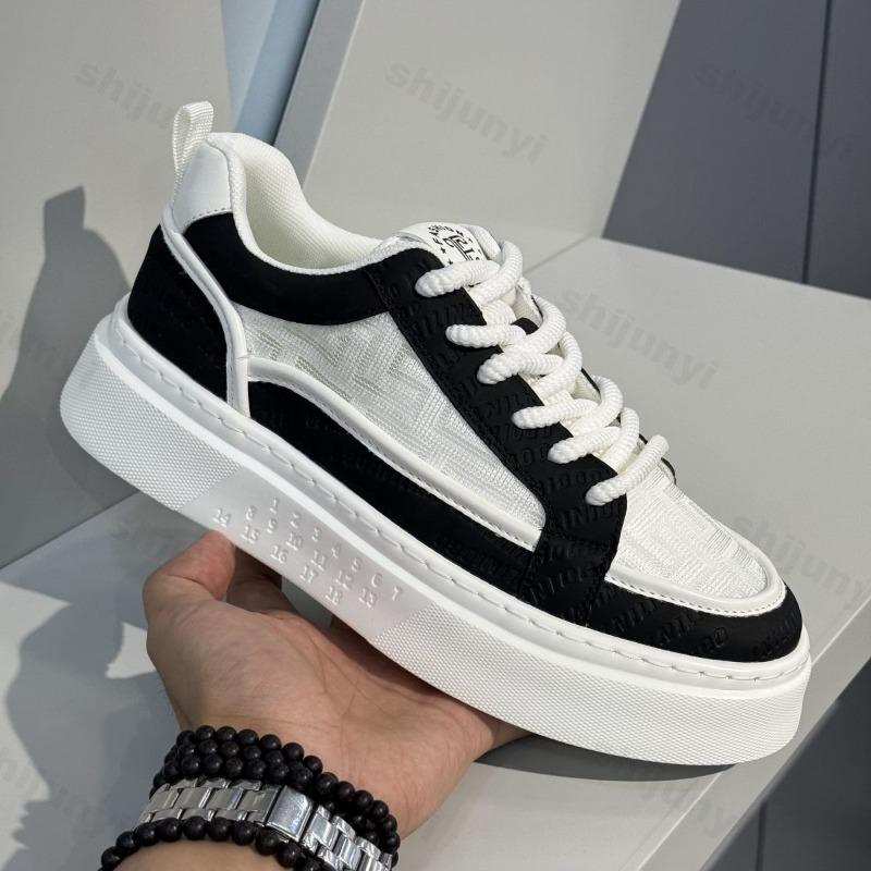 Fashion Men's White Casual Shoes 2025 Autumn New Breathable Comfortable Flats Fashion Lace Up Outdoor Height Increase Vulcanized Shoes