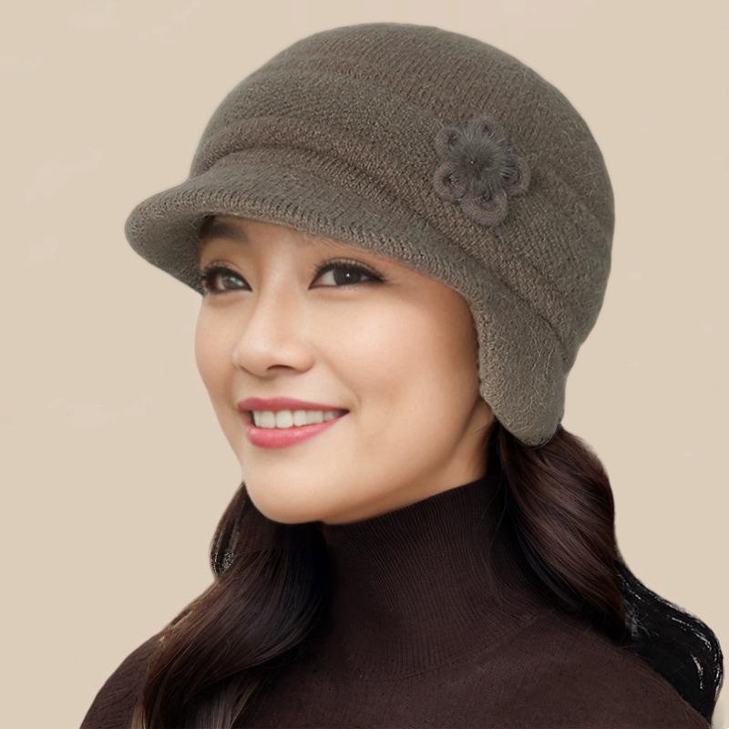 Women's Winter Velvet-Lined Wool Hat with Ear Protection – Fashionable and Warm Knitted Design for Middle-aged and Elderly