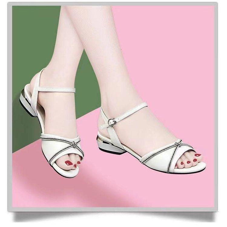 

2025 summer new fish mouth thick heel sandals women s leather surface casual one-word buckle rhinestone women s versatile low heel shoes 41