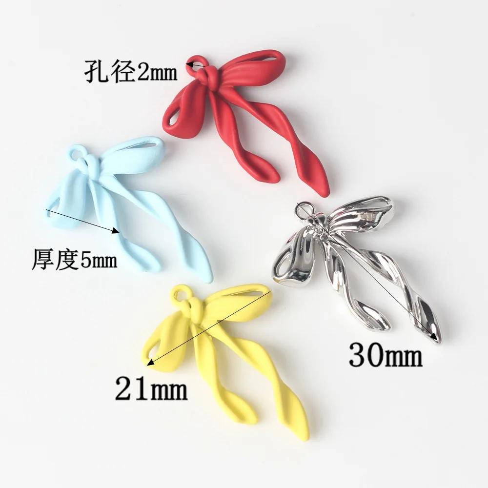 10Pcs Simple Alloy Colorful Spray Painted Ribbon Bowknot Pendant DIY Bracelets Necklaces Jewelry Accessories Jewellery Making