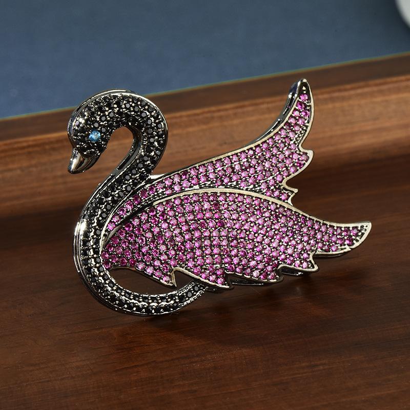 Premium Sense Exquisite Elegance Crystal Colored Swan Brooch Women S High-End Suit Accessories Pin