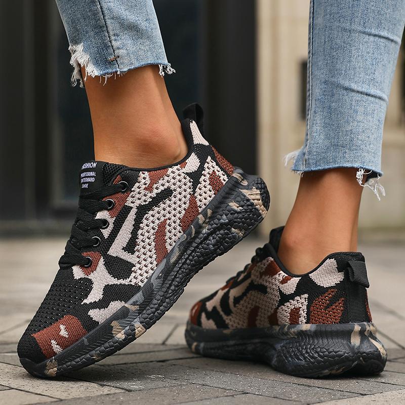 

Мода 2025 Новые Мужские Камуфляжные Спортивные Кроссовки Противоскользящие Амортизирующие Беговые Кроссовки Идеальный Выбор для Исследований на Открытом Воздухе Ежедневных Тренировок 36 красный