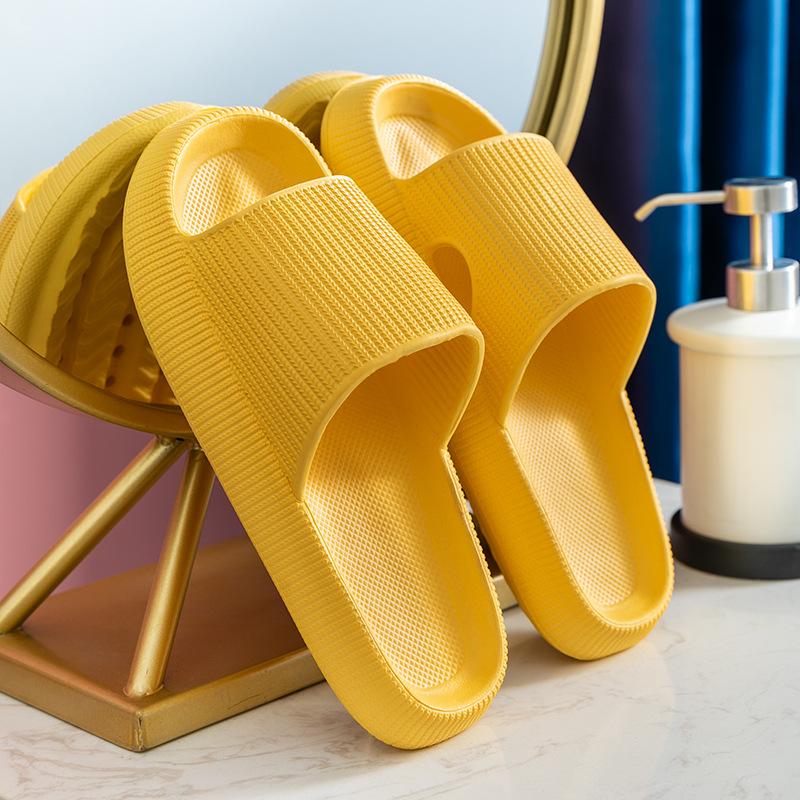 

Тапочки на толстой подошве, сандалии и тапочки для верхней одежды, нескользящие, дезодорирующие и износостойкие, для ванной комнаты в доме, швабра с одним словом 44-45 жёлтый