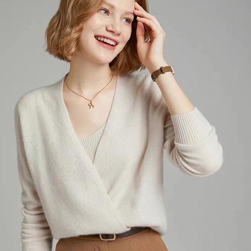 Women's 100% Pure Wool V-neck Cardigan with Side Buckle - Autumn/Winter Long-Sleeve Knit Top