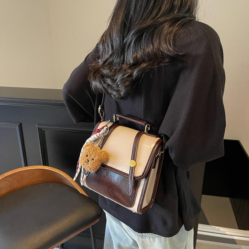 Retro backpack bag women's new casual versatile high-end commuter travel small backpack