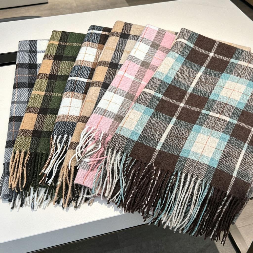 New autumn and winter scarf Korean atmosphere soft and warm versatile scarf premium plaid scarf manufacturer wholesale