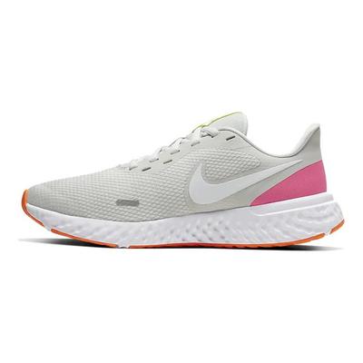 Revolution 5 'Platinum Tint' Damen BQ3207-007
