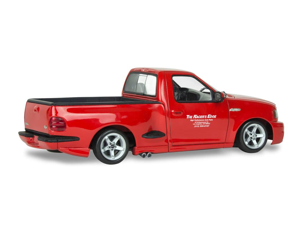 Revell Fast Furious Brian Ford SVT Lightning Model Car 118 Skill Level Plastic Model Red 85-4499 & Kit, 125 Scale, Pieces, 4, Kit,