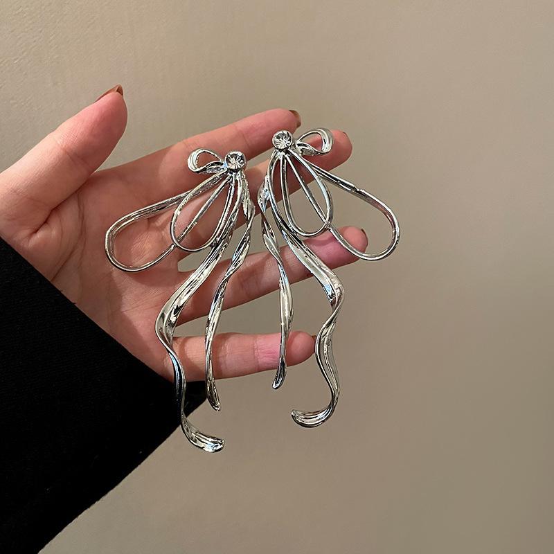 Metal Multilayers Big Bowknot Ribbon Long Drop Earring for Women Gold Color Simple Irregular Geometry Zircon Girlfriend Gift