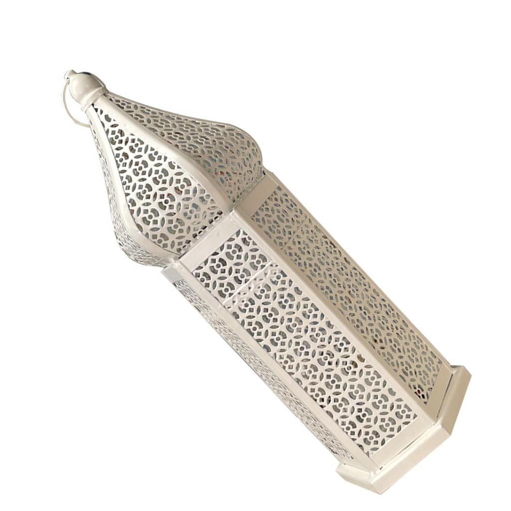 Lampada a Vento a LED Decorativa Stile Marocchino Lanterna a LED in Ferro con Motivo Traforato per Decorazione Romantica della Stanza