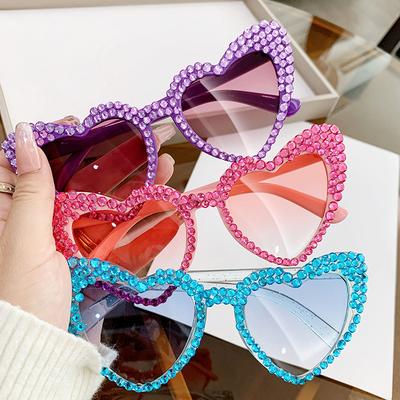 Women Luxury Diamond Frame Sunglasses Heart Shape Sunglasses Large Anti Uv400 Sun Glasses for Ladies 2025 Party Eyewear