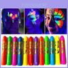 12 Peças de Giz de Pintura Corporal Humana Notilucente Pigmento de Maquiagem Para Festas Fantasia de Halloween