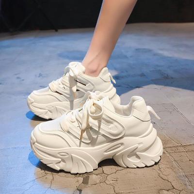 Încălțăminte pentru femei – Adidaşi